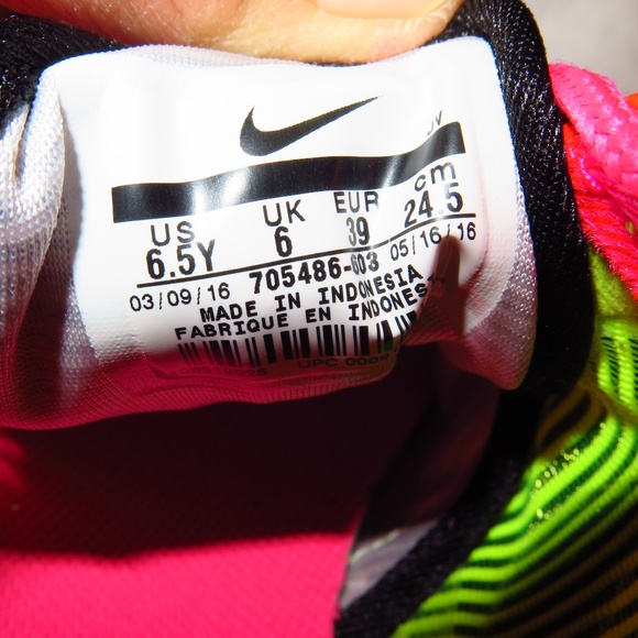 *NEW* Nike Roshe LightWeight Running Shoes US 6.5Y - Picture 7 of 8